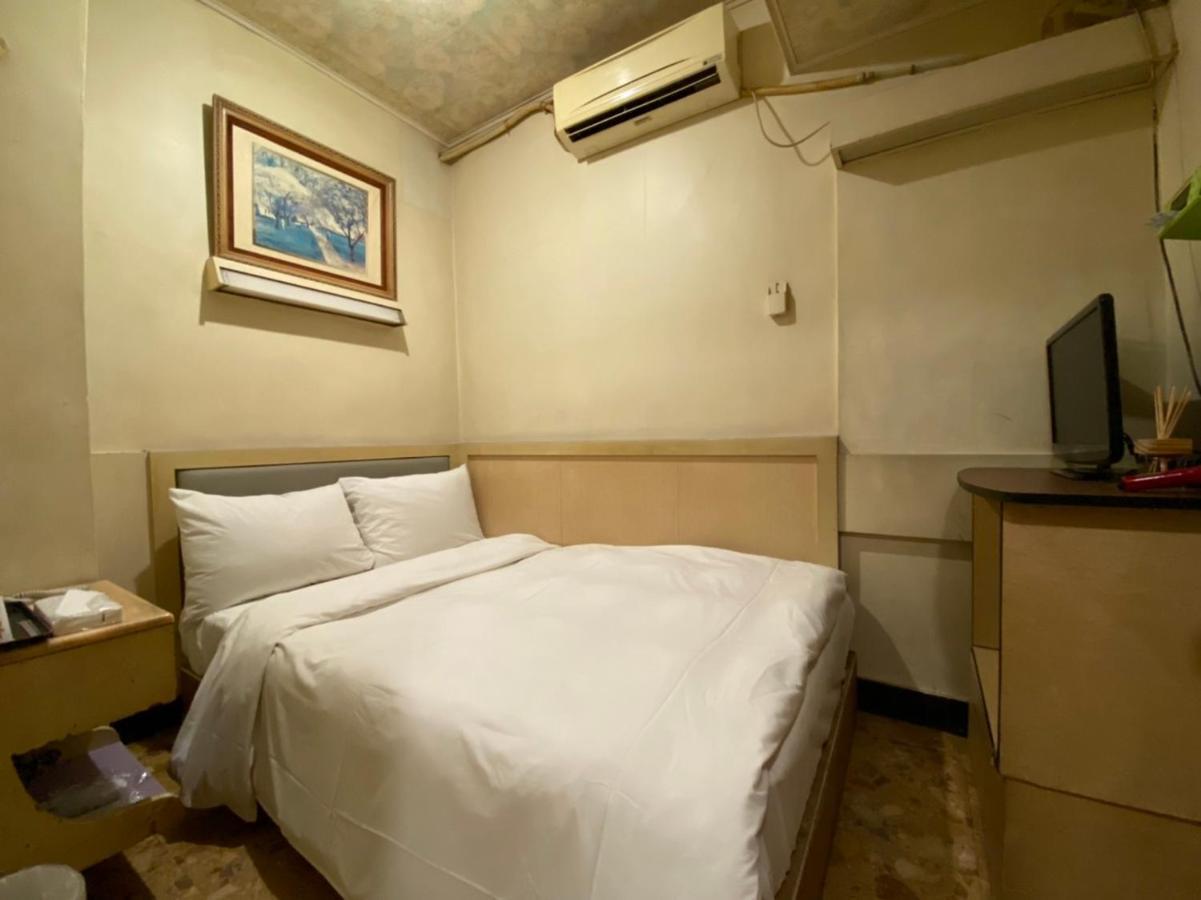 Huang Kai Hotel Taichung Exteriör bild